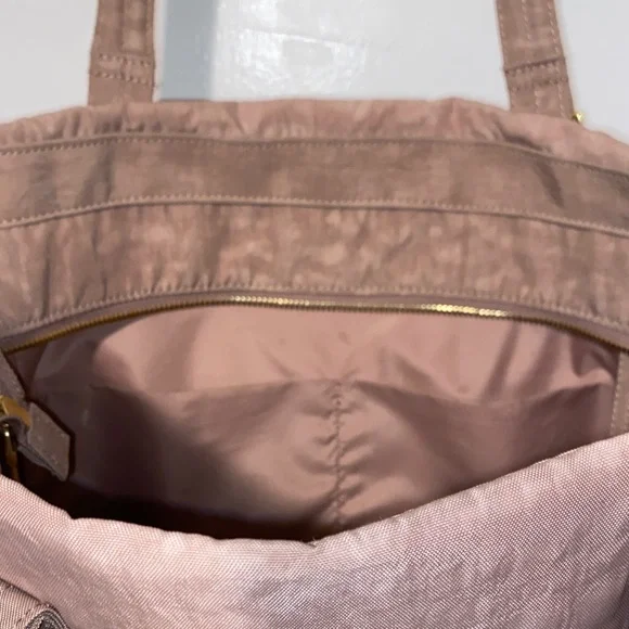 Herschel Pink Orion Tote Bag - Picture 9 of 9